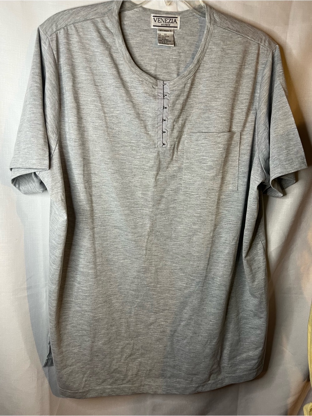 Venezia Heather Gray Short-Sleeve Henley with Chest Pocket